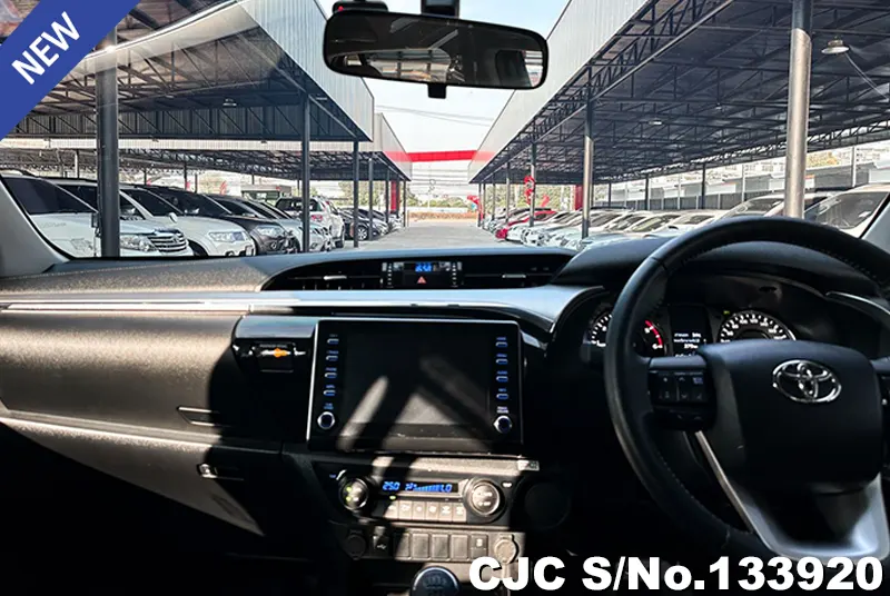 2023 Toyota / Hilux / Revo Stock No. 133920