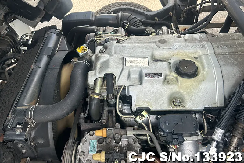 2005 Mitsubishi / Canter Stock No. 133923