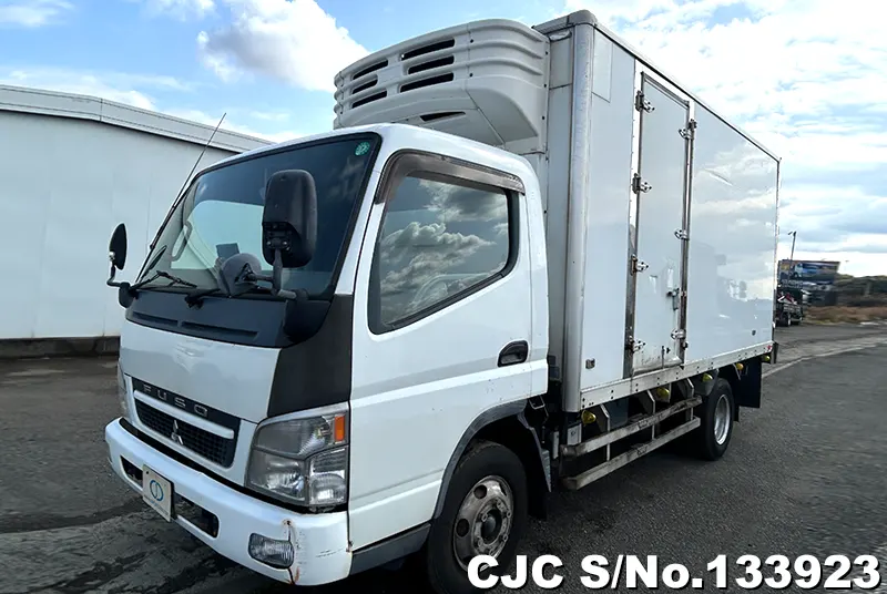 2005 Mitsubishi / Canter Stock No. 133923