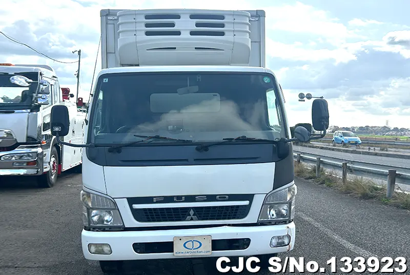2005 Mitsubishi / Canter Stock No. 133923