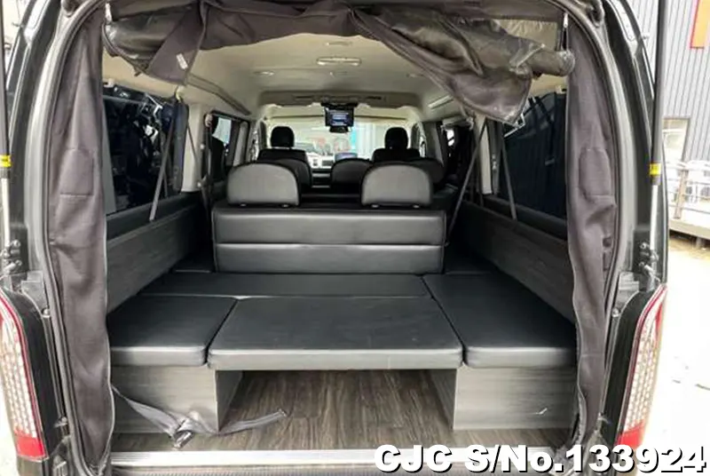 2014 Toyota / Hiace Stock No. 133924