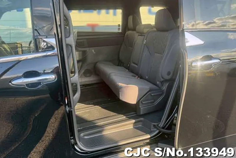 2026 Toyota / Alphard Stock No. 133949