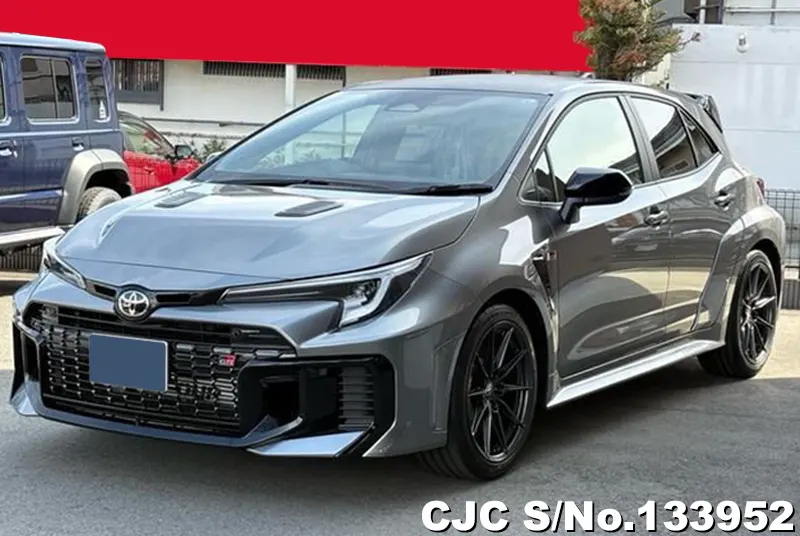 Toyota Corolla in Gray for Sale Image 3