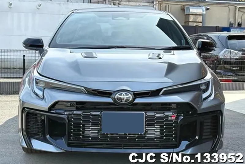 Toyota Corolla in Gray for Sale Image 4