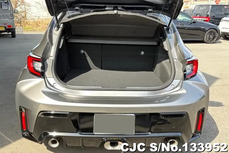 Toyota Corolla in Gray for Sale Image 8