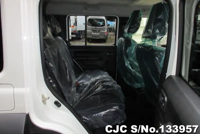 2023 Suzuki / Jimny Nomad Stock No. 133957