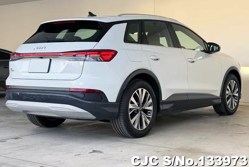 2025 Audi / Q4 e-tron Stock No. 133973