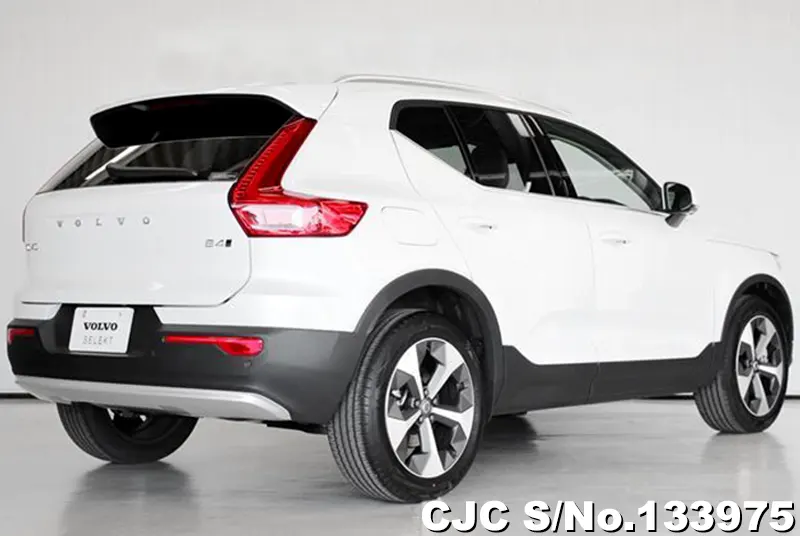 2025 Volvo / XC40 Stock No. 133975