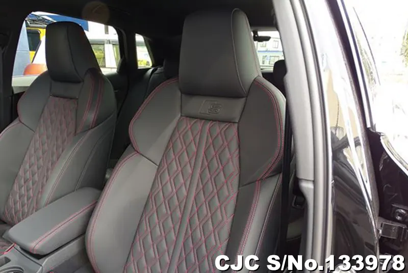 2025 Lexus / LBX Stock No. 133978