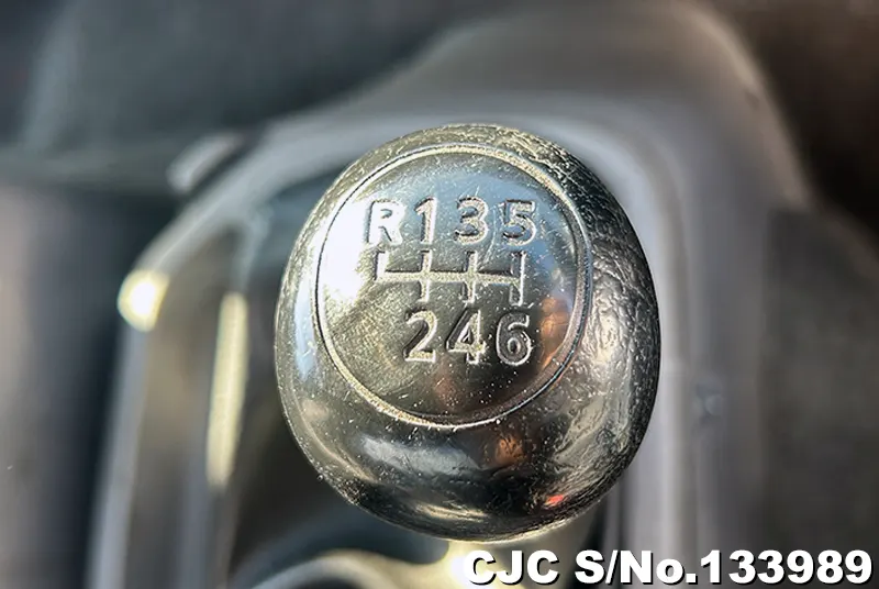 2013 Nissan / UD Stock No. 133989