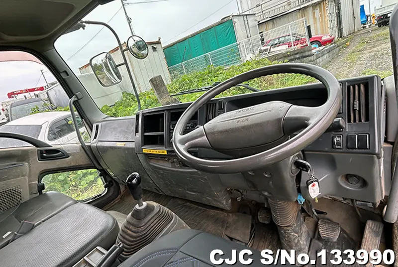 2013 Isuzu / Forward Stock No. 133990