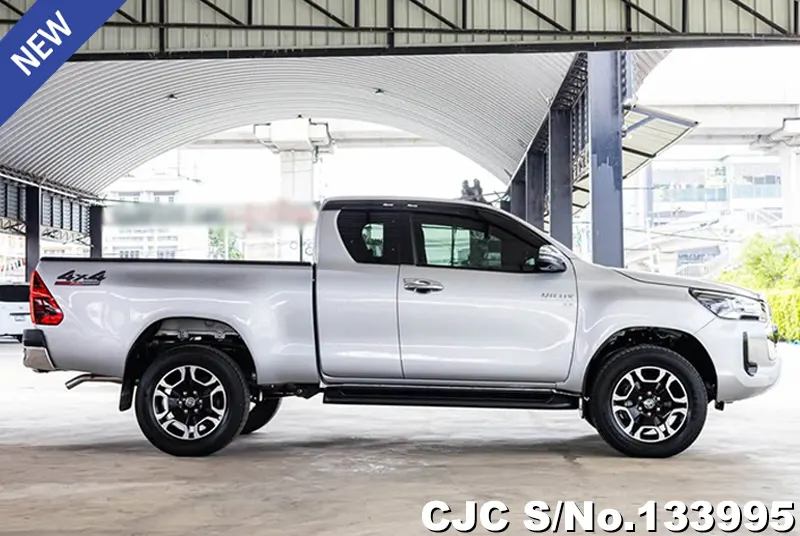 2023 Toyota / Hilux / Revo Stock No. 133995