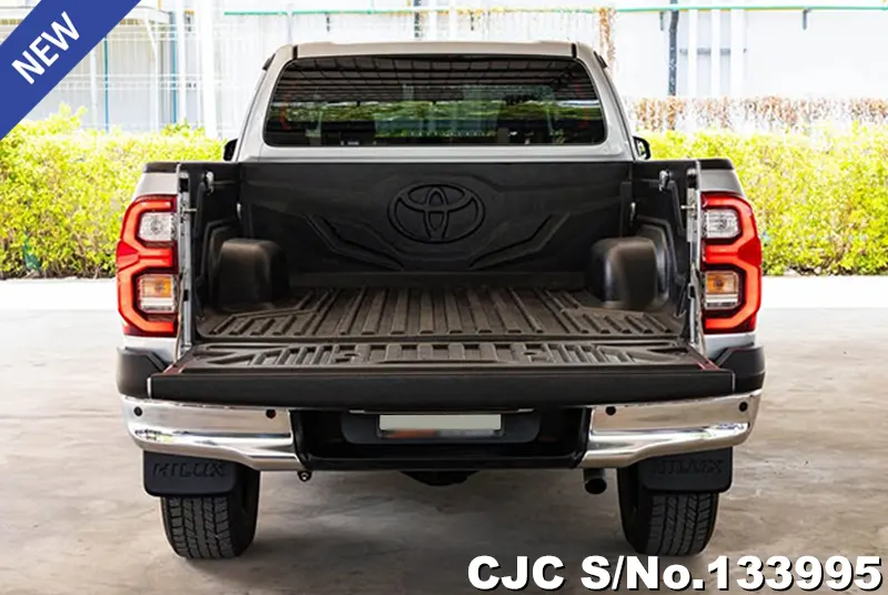 2023 Toyota / Hilux / Revo Stock No. 133995