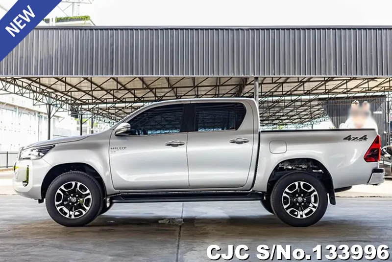 2020 Toyota / Hilux / Revo Stock No. 133996