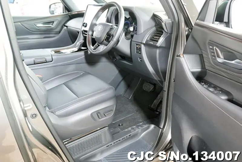 2026 Toyota / Vellfire Stock No. 134007