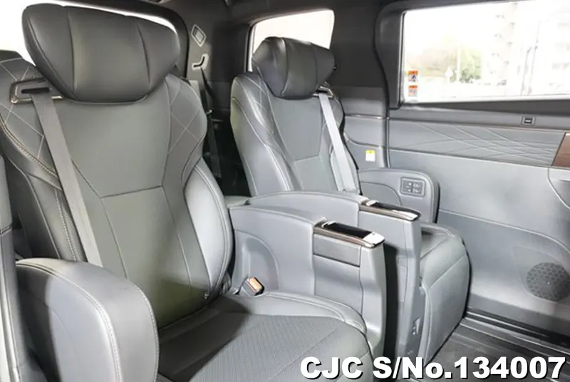 2026 Toyota / Vellfire Stock No. 134007