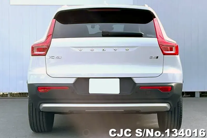 2025 Volvo / XC40 Stock No. 134016