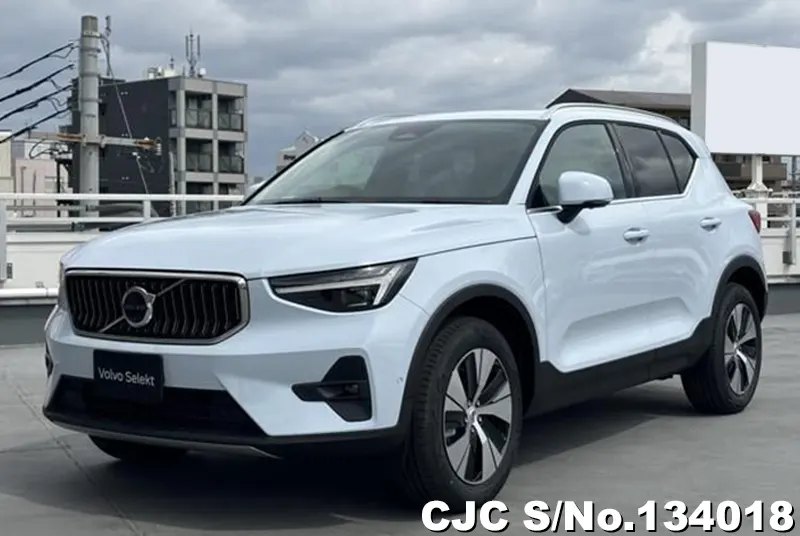 2025 Volvo / XC40 Stock No. 134018