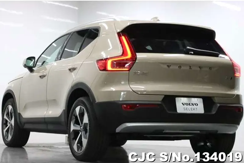 2025 Volvo / XC40 Stock No. 134019