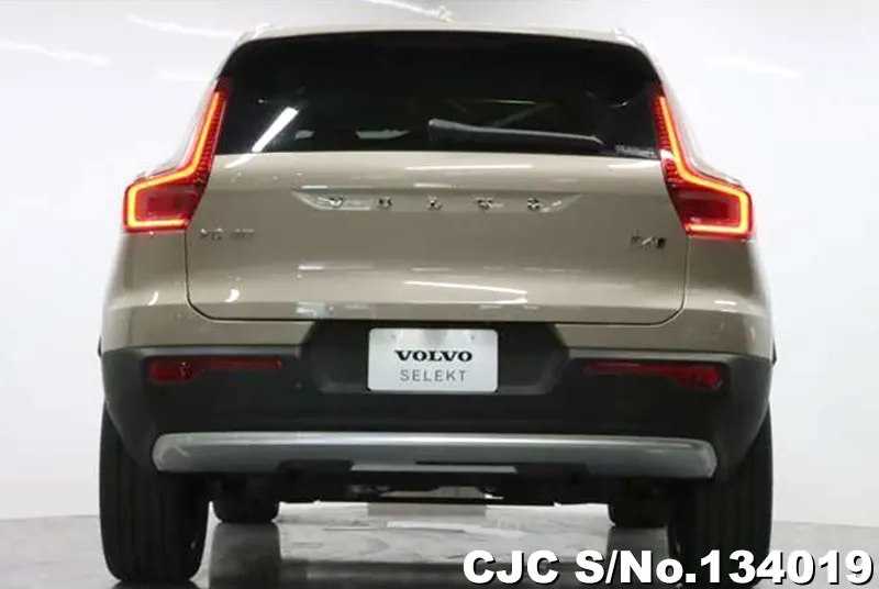 2025 Volvo / XC40 Stock No. 134019