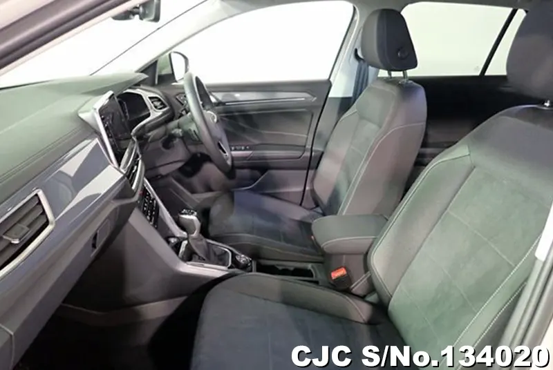 2025 Volkswagen / T-Roc Stock No. 134020