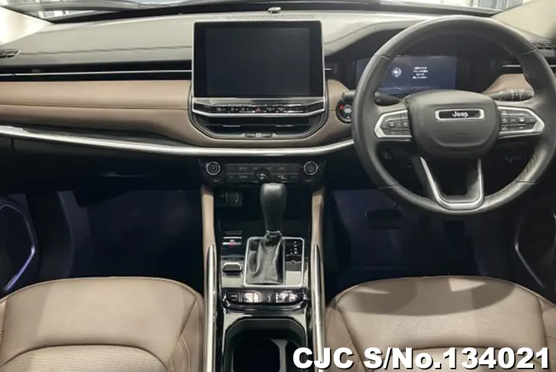 2025 Chrysler / Jeep Commander Stock No. 134021