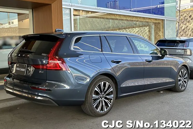 2025 Volvo / V60  Stock No. 134022