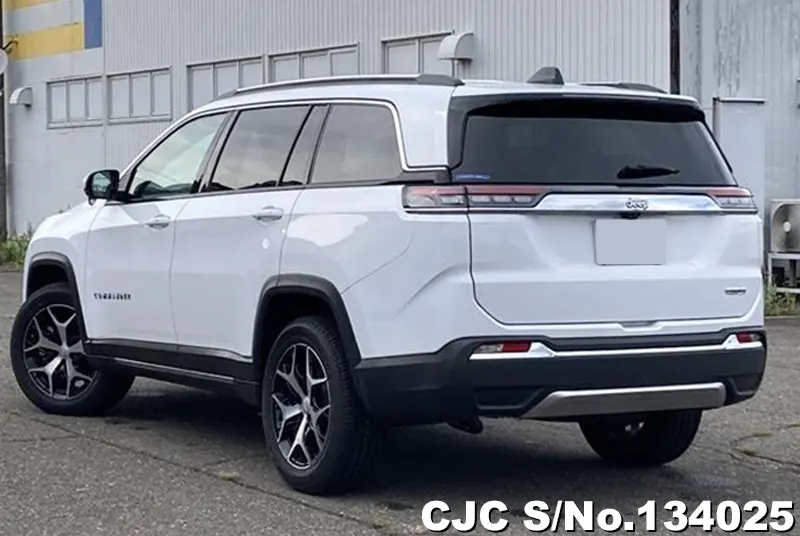 2025 Chrysler / Jeep Commander Stock No. 134025