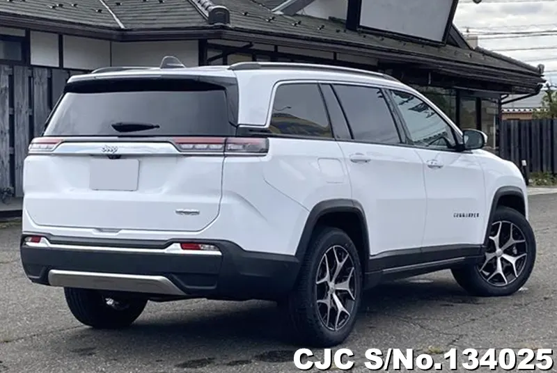 2025 Chrysler / Jeep Commander Stock No. 134025