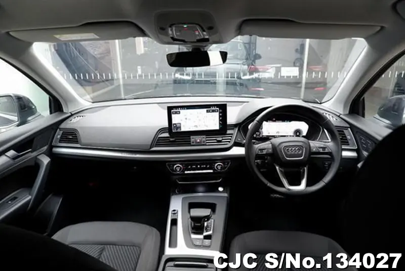 2025 Audi / Q5 Stock No. 134027