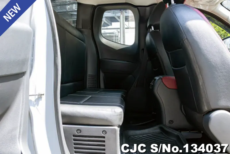 2023 Nissan / Navara Stock No. 134037