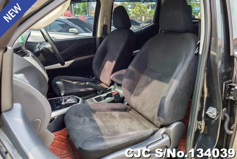 2019 Nissan / Navara Stock No. 134039