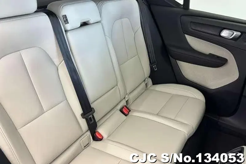 2025 Volvo / XC40 Stock No. 134053