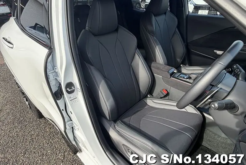 2025 Lexus / LBX Stock No. 134057