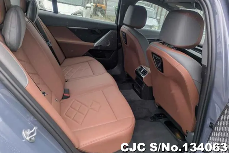 2025 BMW / 5 Series Stock No. 134063