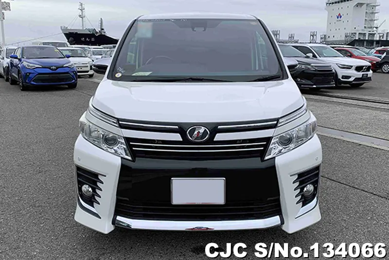 2016 Toyota / Voxy Stock No. 134066