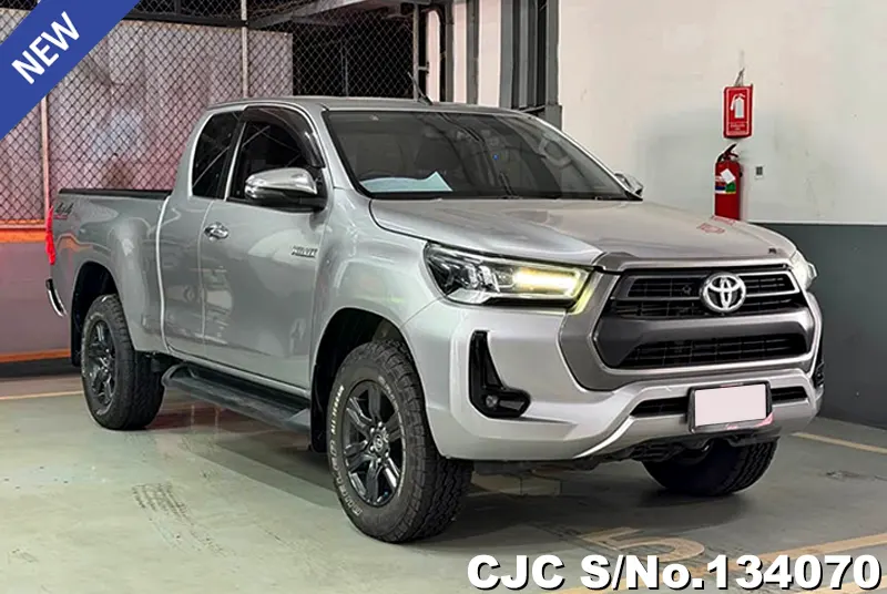2021 Toyota / Hilux / Revo Stock No. 134070