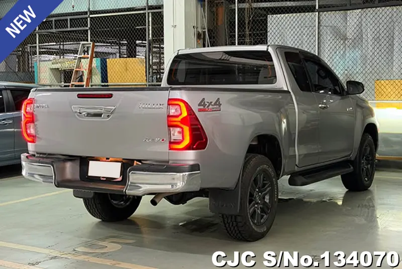 2021 Toyota / Hilux / Revo Stock No. 134070