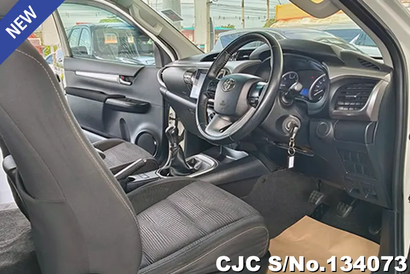 2018 Toyota / Hilux / Revo Stock No. 134073