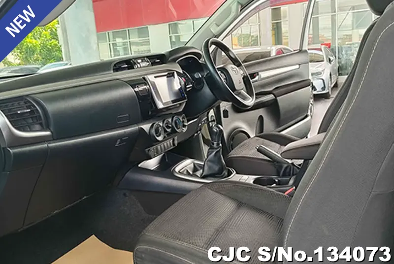 2018 Toyota / Hilux / Revo Stock No. 134073