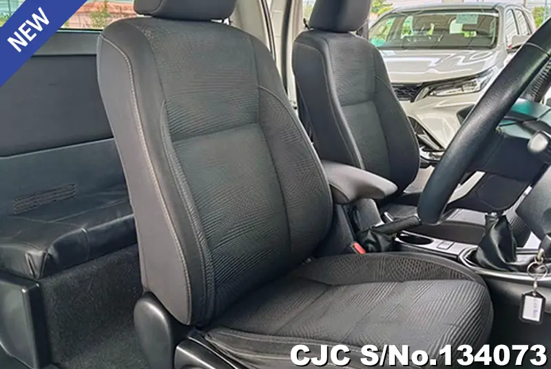 2018 Toyota / Hilux / Revo Stock No. 134073