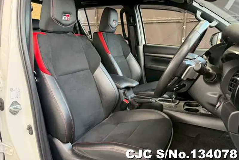 2023 Toyota / Hilux Stock No. 134078