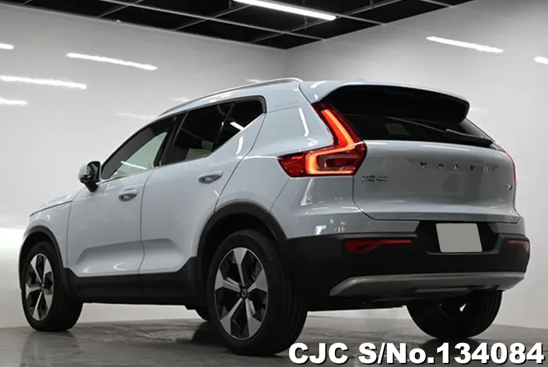 2025 Volvo / XC40 Stock No. 134084
