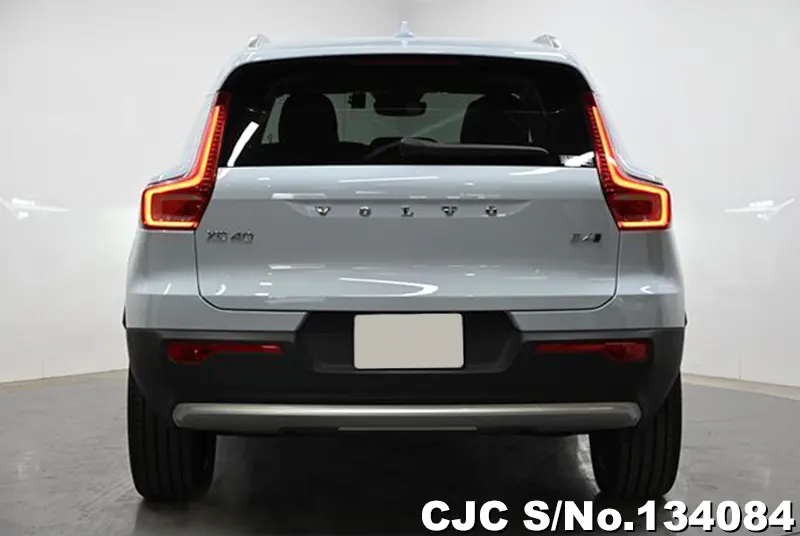 2025 Volvo / XC40 Stock No. 134084