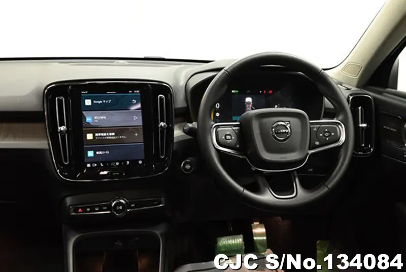 2025 Volvo / XC40 Stock No. 134084