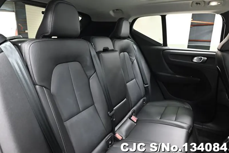 2025 Volvo / XC40 Stock No. 134084