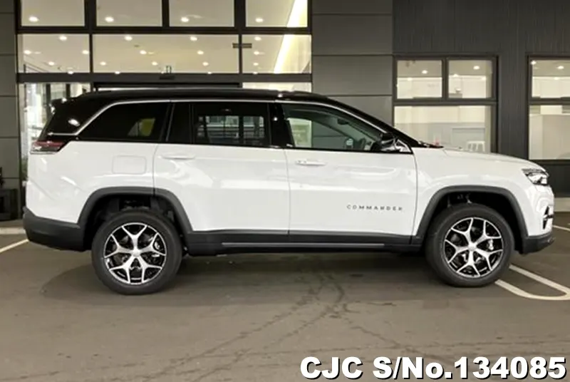 2025 Chrysler / Jeep Commander Stock No. 134085