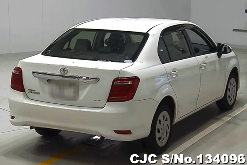 2018 Toyota / Corolla Axio Stock No. 134096