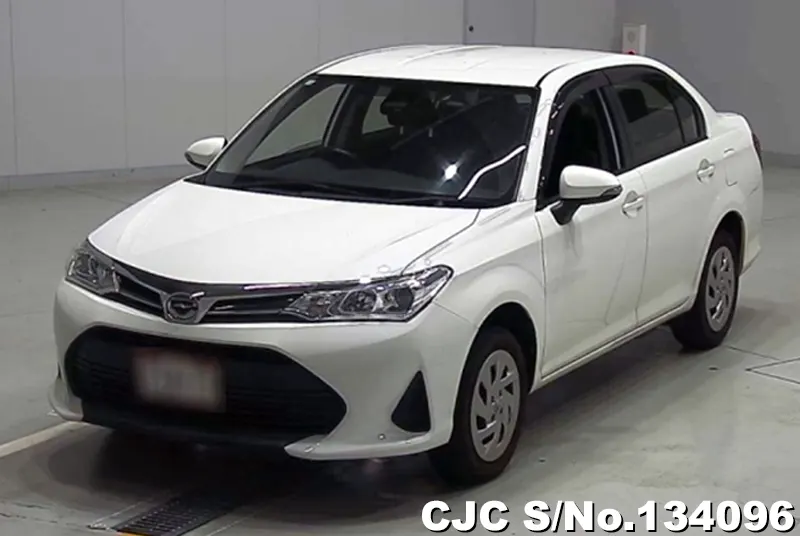 2018 Toyota / Corolla Axio Stock No. 134096