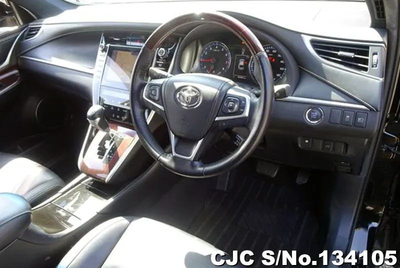 2015 Toyota / Harrier Stock No. 134105